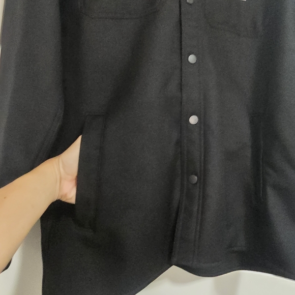 Carhartt Men's Relaxed Fit Rain defender in Black hooded jacket weather Proof - Picture 8 of 12